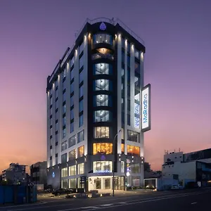 hotel-maradha-colombo.negombohotels.net/