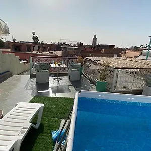 Makech Riad